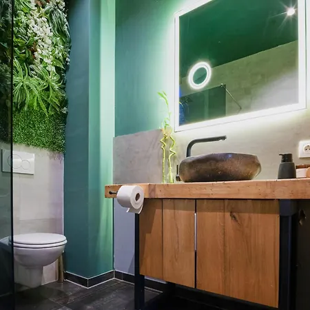 Colorgram - Colorful Loft With Terrace *