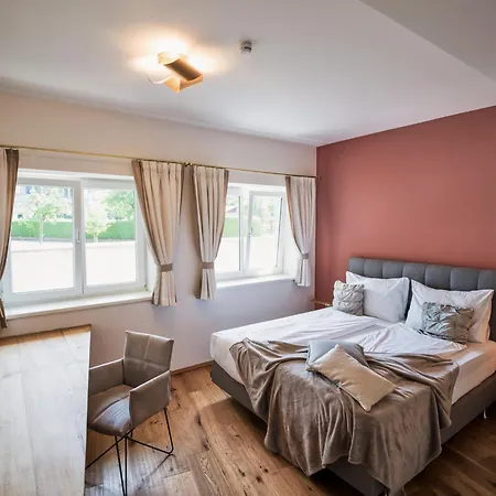 Colorgram - Colorful Loft With Terrace