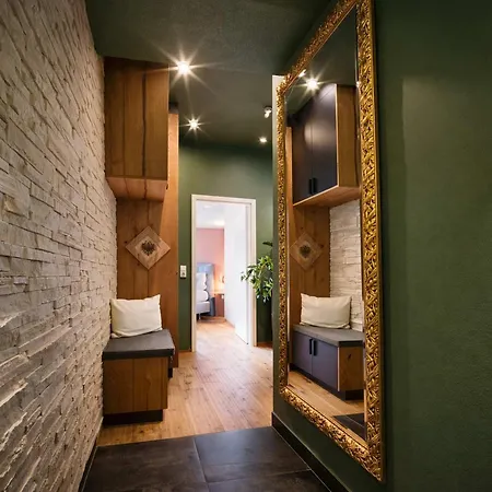 Colorgram - Colorful Loft With Terrace 克拉姆萨赫
